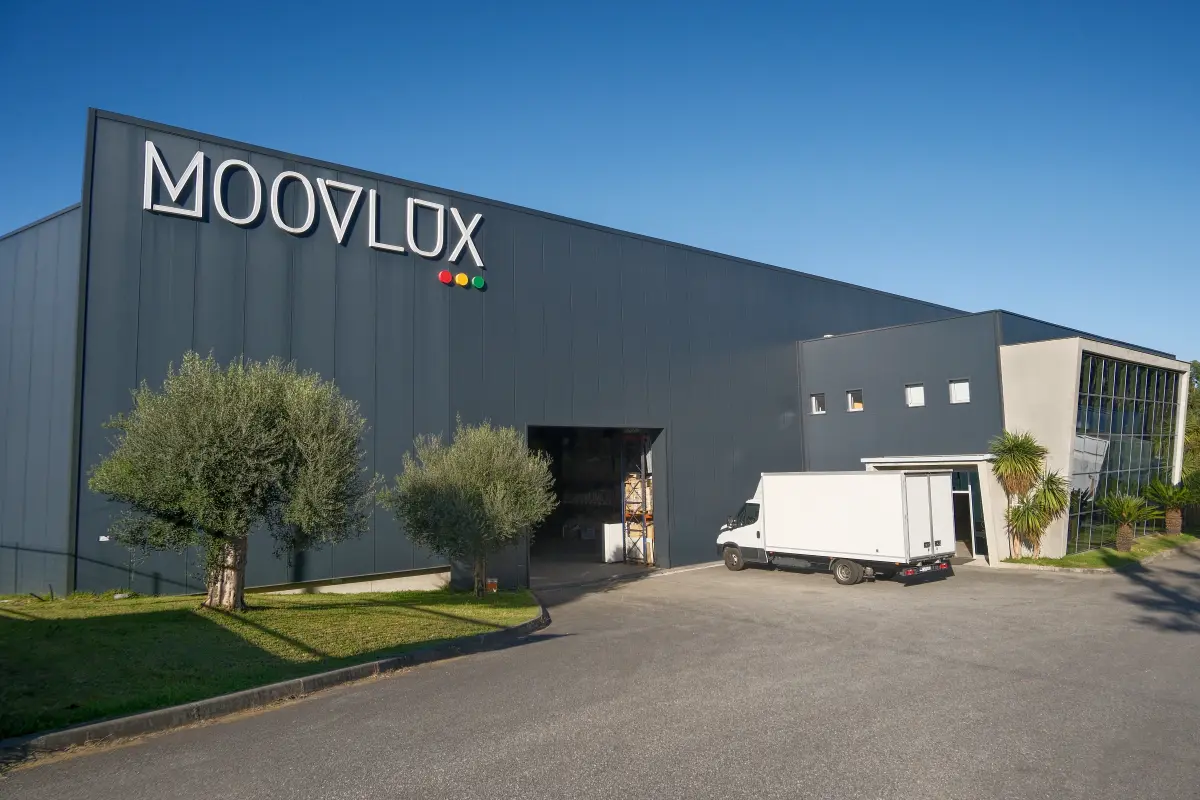 Linha de produção de mobiliário